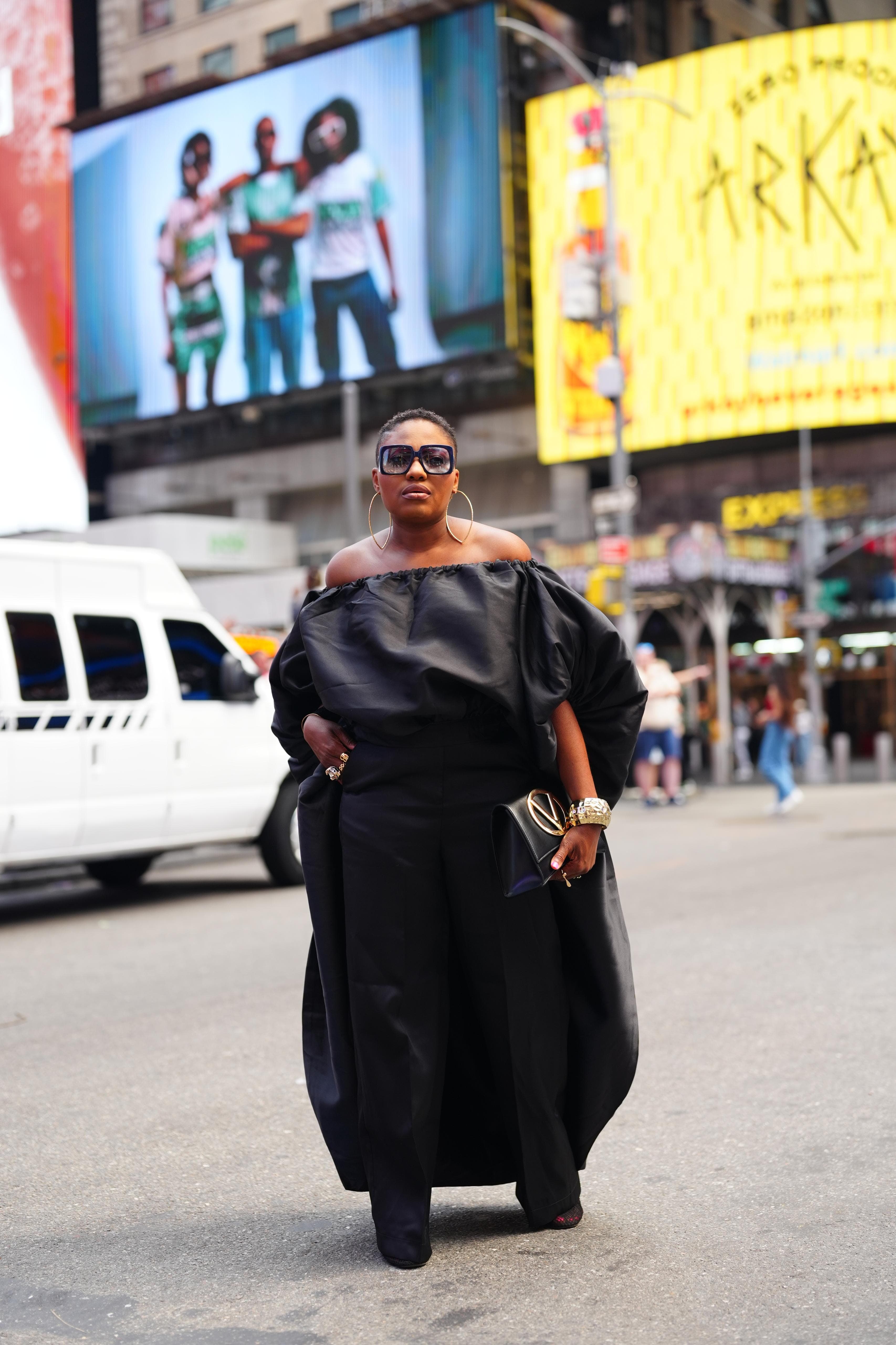 2- piece Kese black cape high low and wide leg pant set